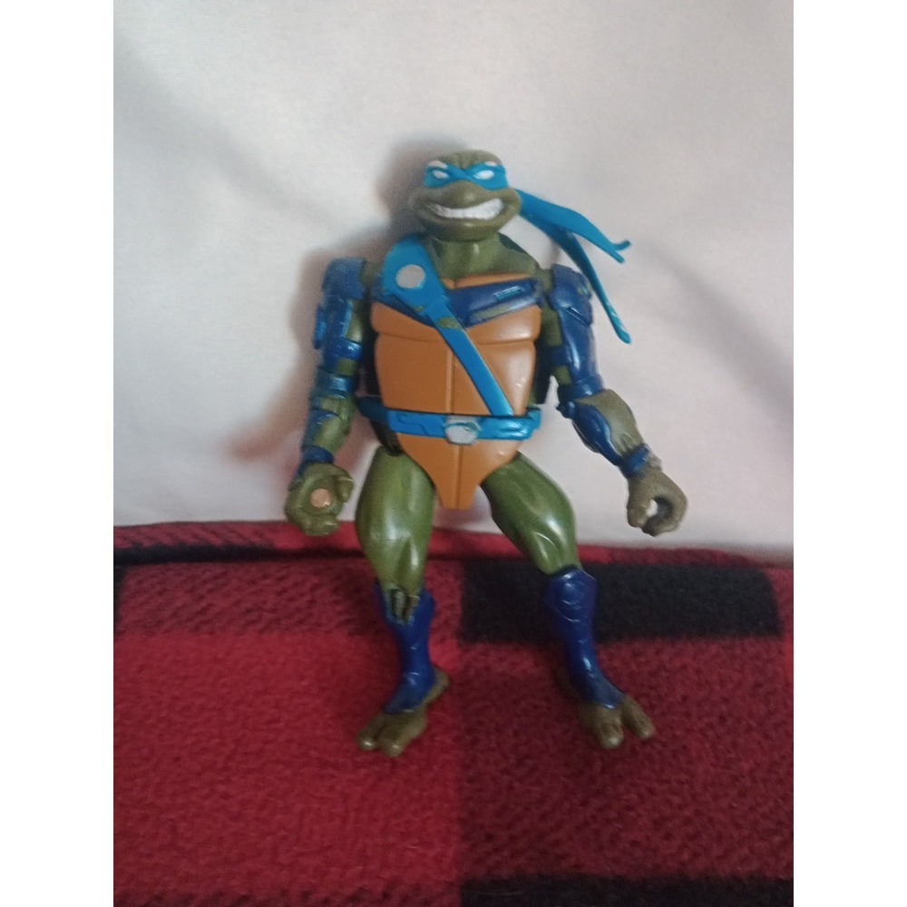 Teenage Mutant Ninja Turtles Triple Strike Leo TMNT 2006 Playmates